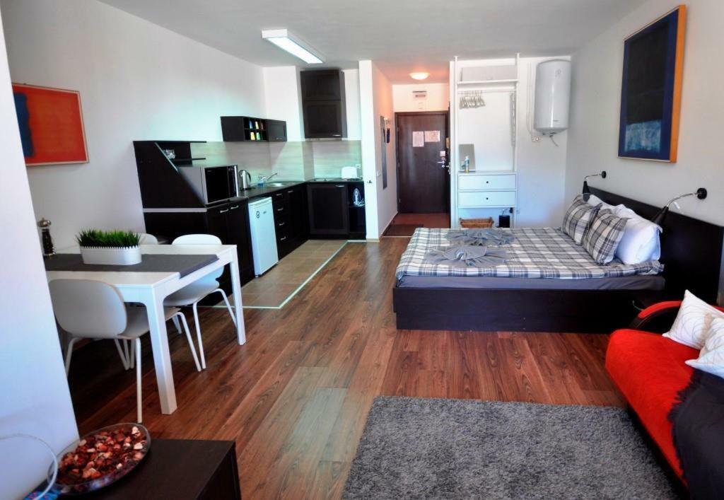 Apartman U Kompleksu Royal Towers بانسكو المظهر الخارجي الصورة